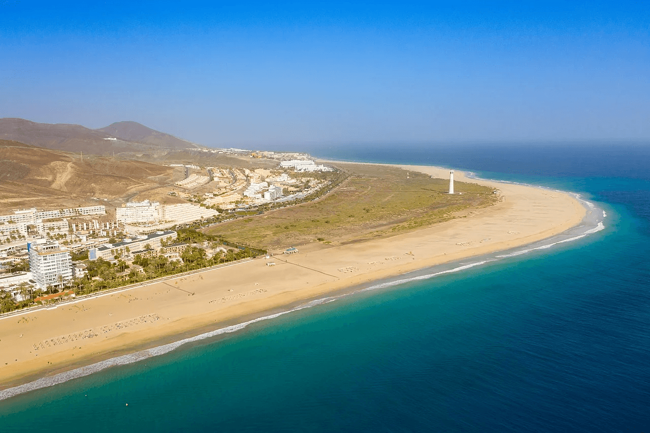Imagen destacada del artículo: Qué ver en Pájara: Descubre el Paraíso del Sur