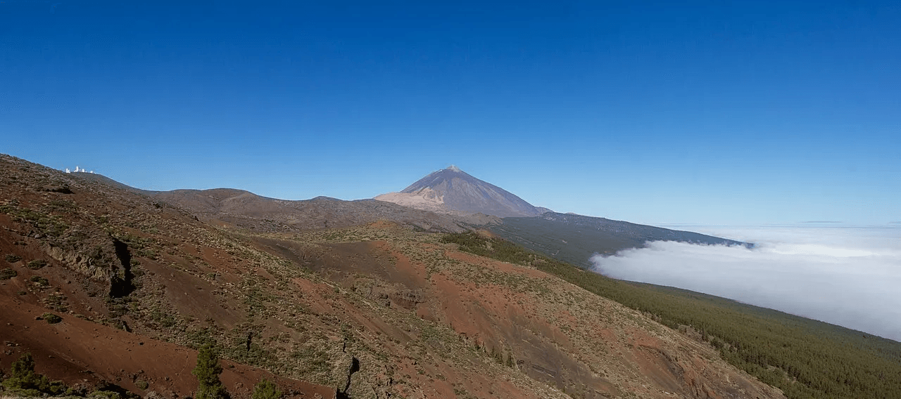 Imagen destacada del artículo: Tenerife Desvelada: Secretos y Maravillas de la Isla de la Eterna Primavera