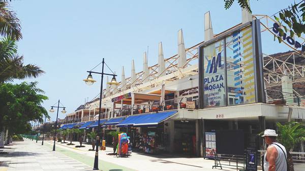 centro-comercial-plaza-mogan